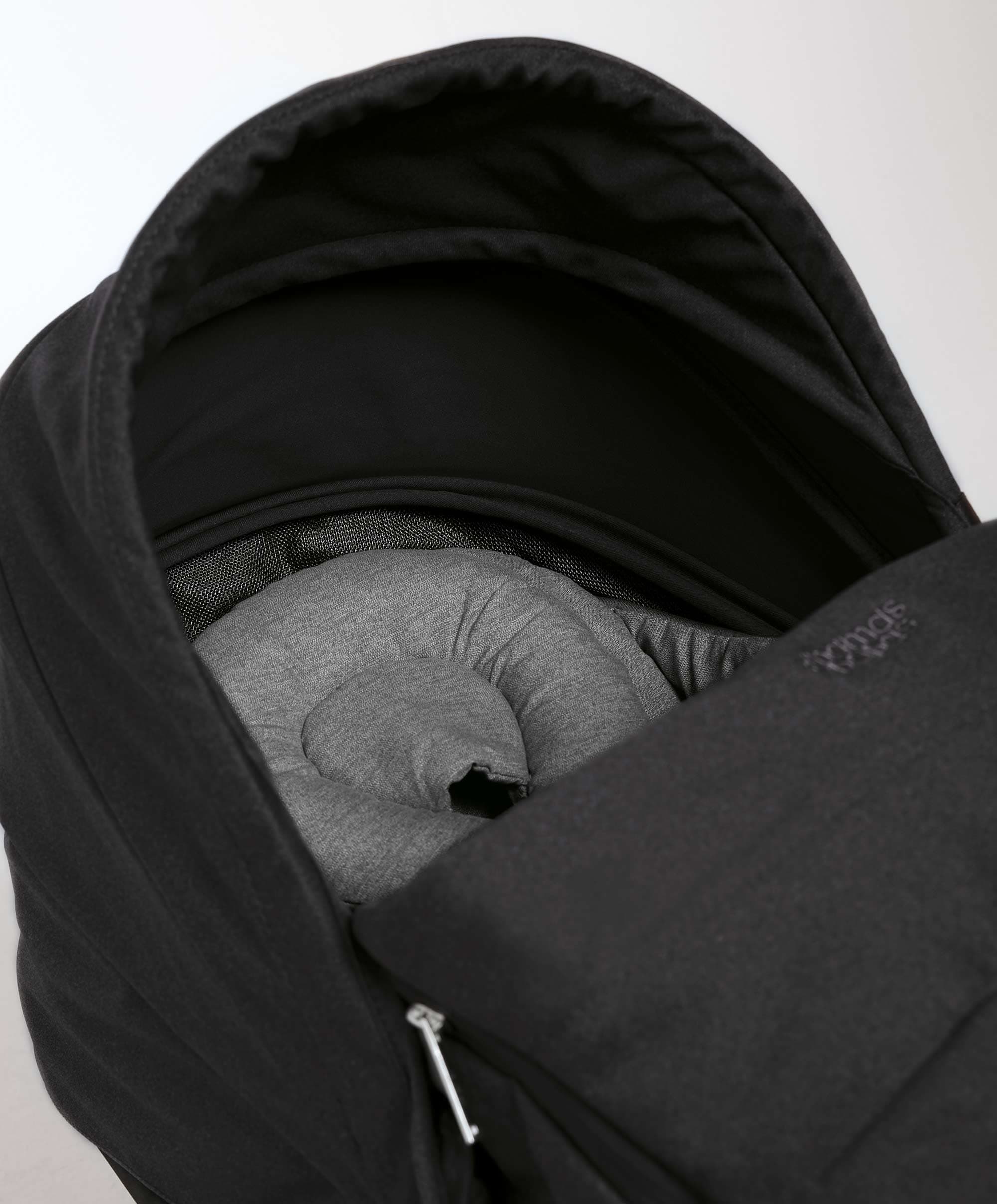 Airo Newborn Carrycot Pack - Black - Image 4