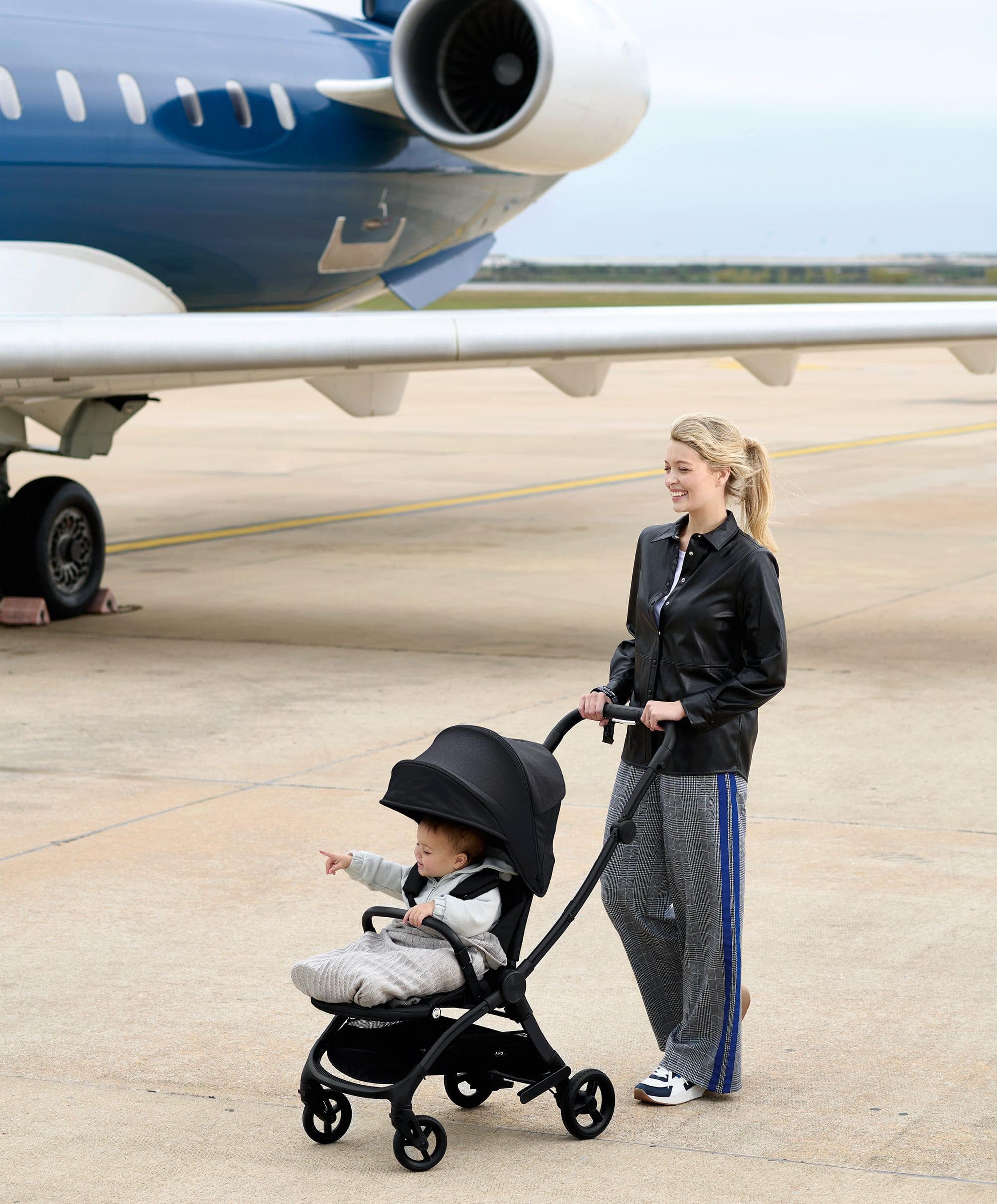 Airo Pushchair - Black - Image 2