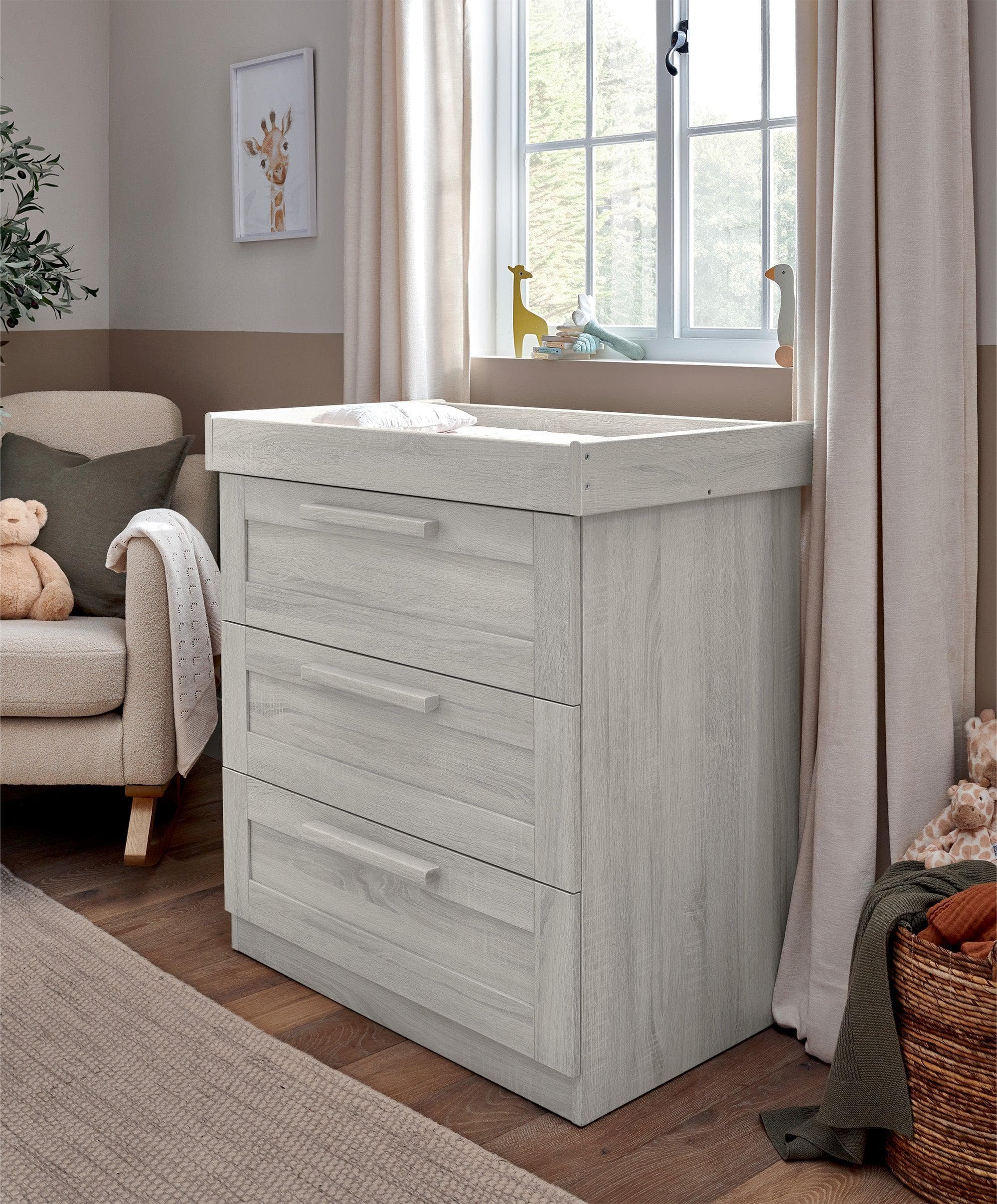 Atlas 3 Piece Cotbed Range with Dresser Changer & Wardrobe - Nimbus White - Image 6