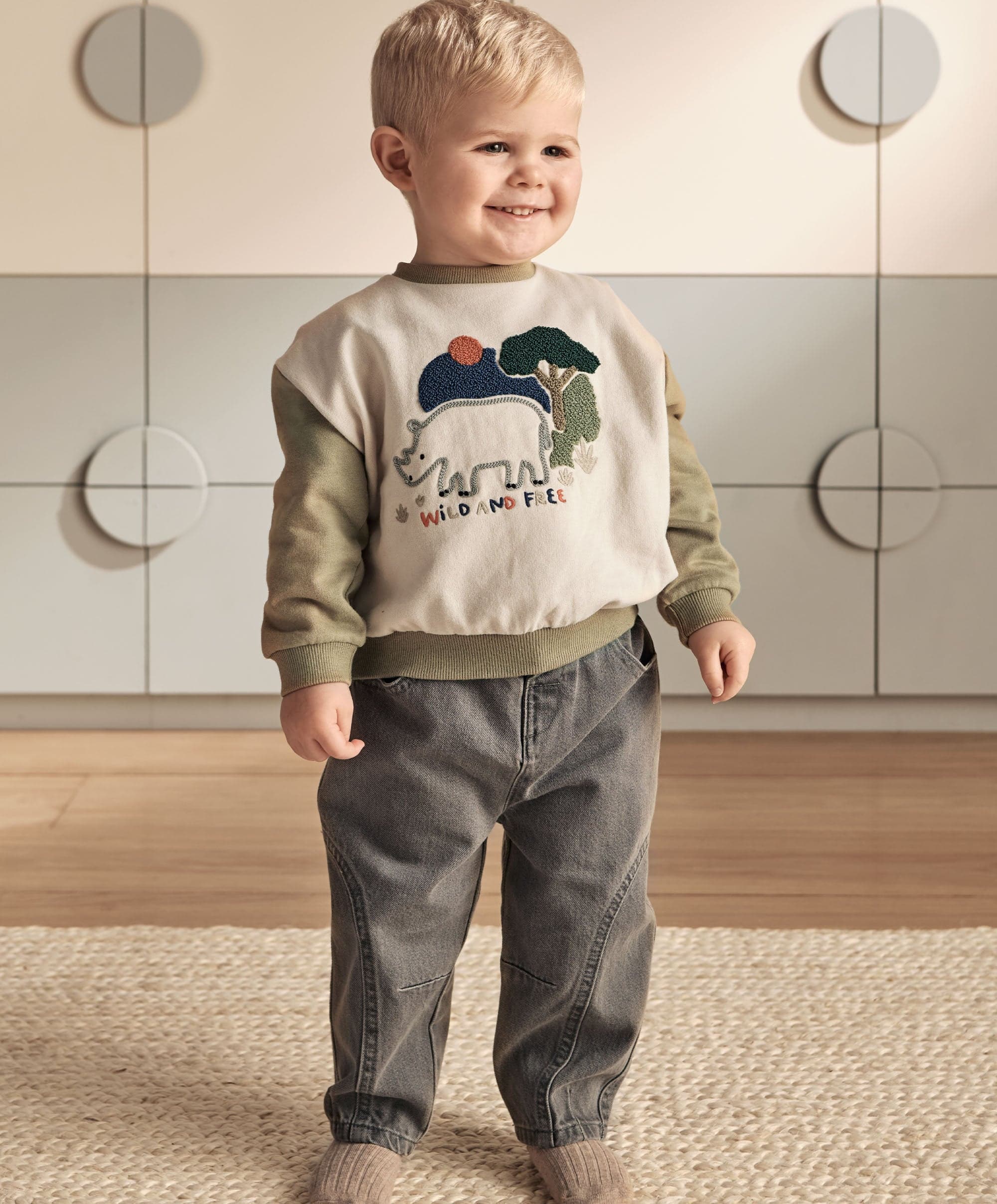 Wild & Free Sweatshirt - Image 2