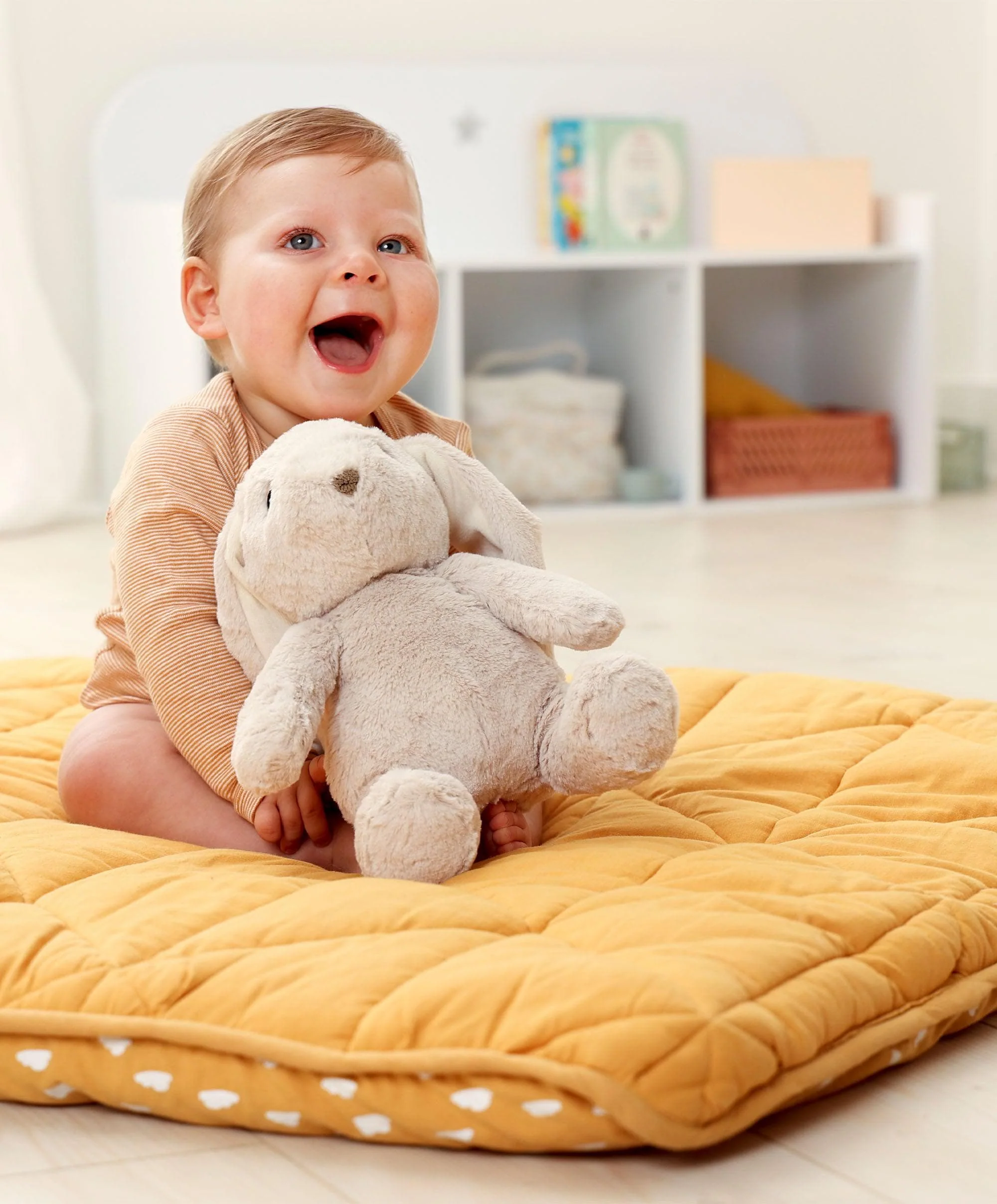 Cloud B Lovelight Baby Sleep Soother - Billy Bunny - Image 4