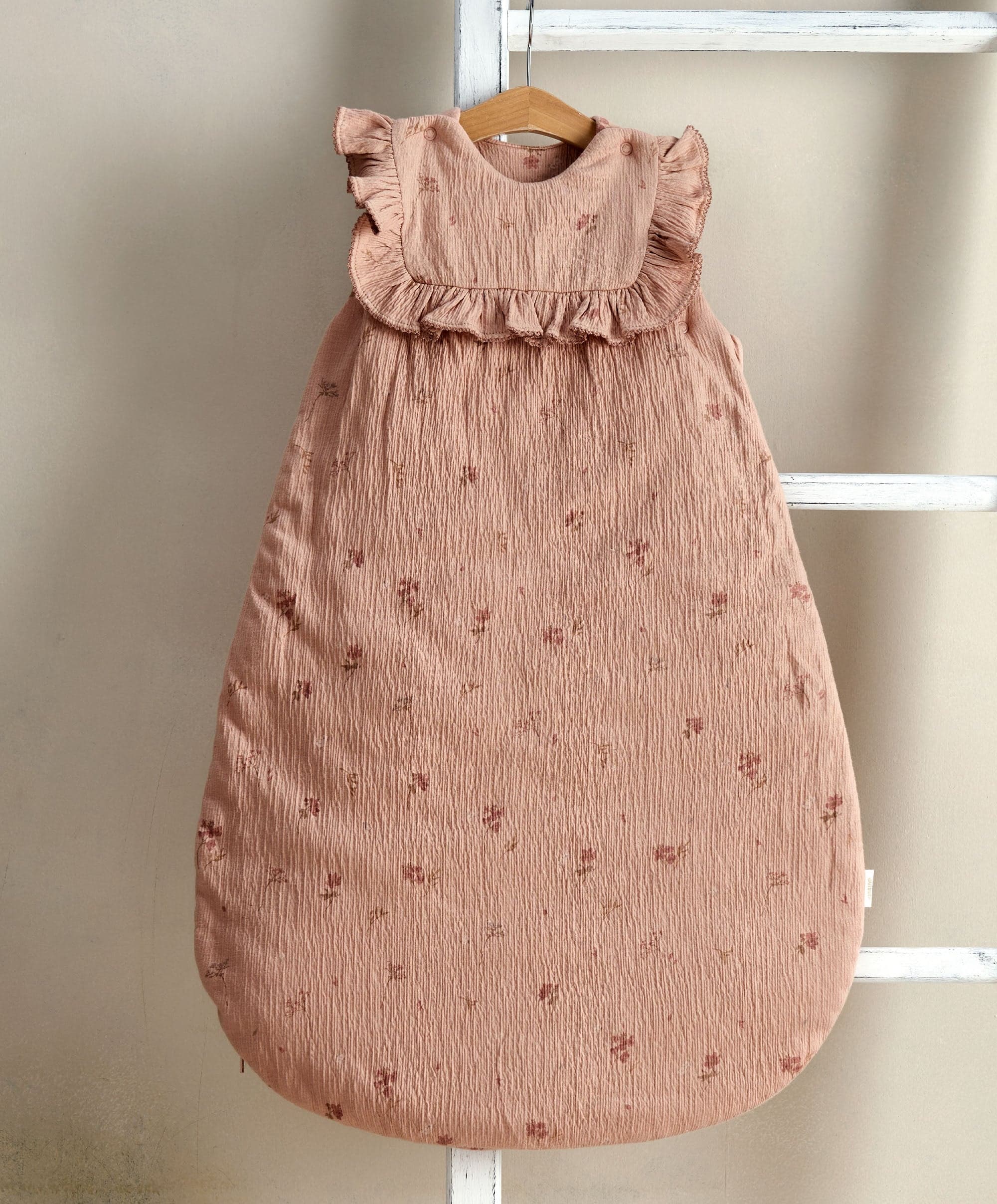 Dreampod Sleep Bag 0-6 Months (2.5 Tog) - Welcome to the World Wildflower
