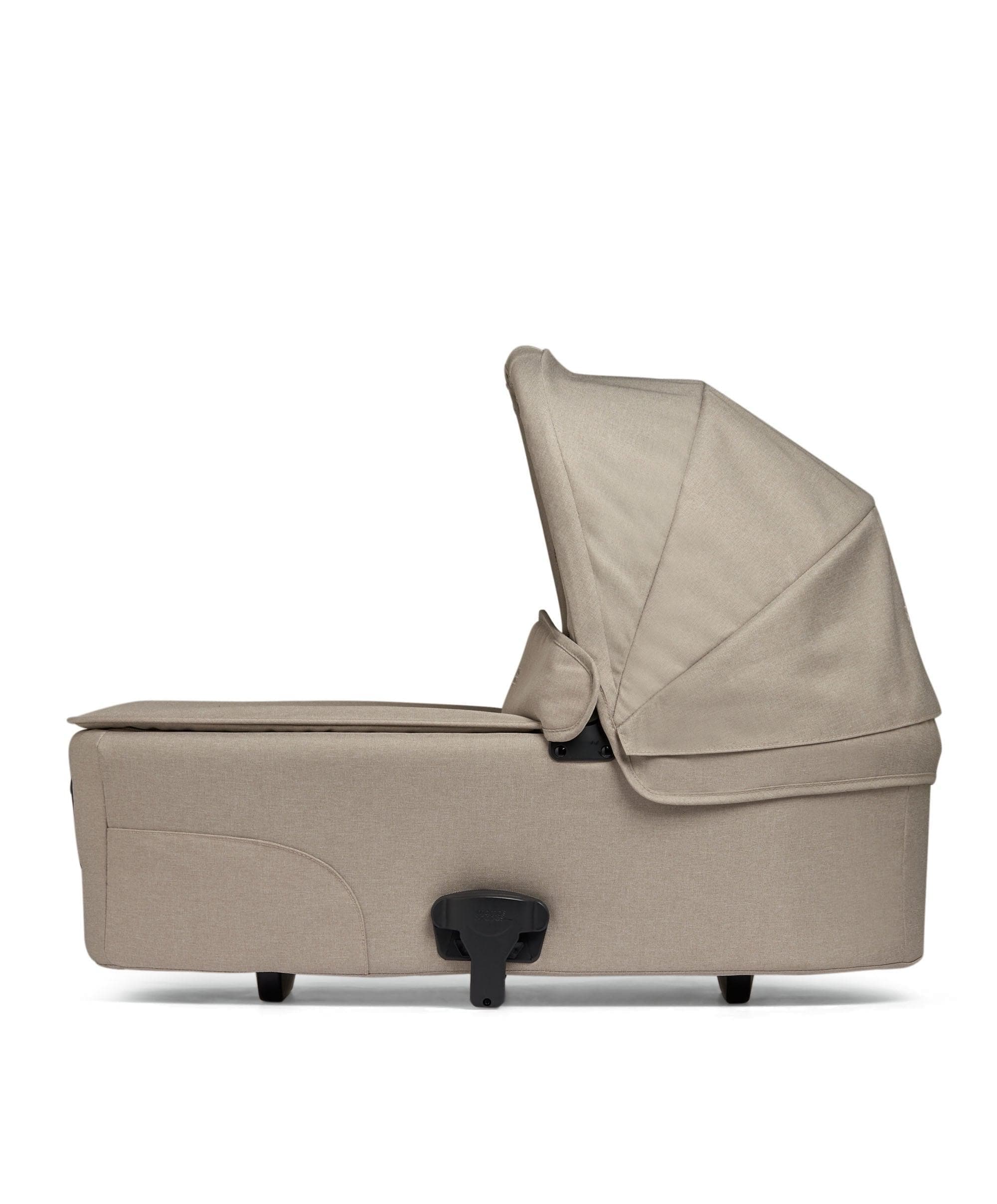 Flip XT³ Pushchair Bundle with Cybex Cloud T i-Size Baby Car Seat (8 Pieces) - Fawn - Image 10