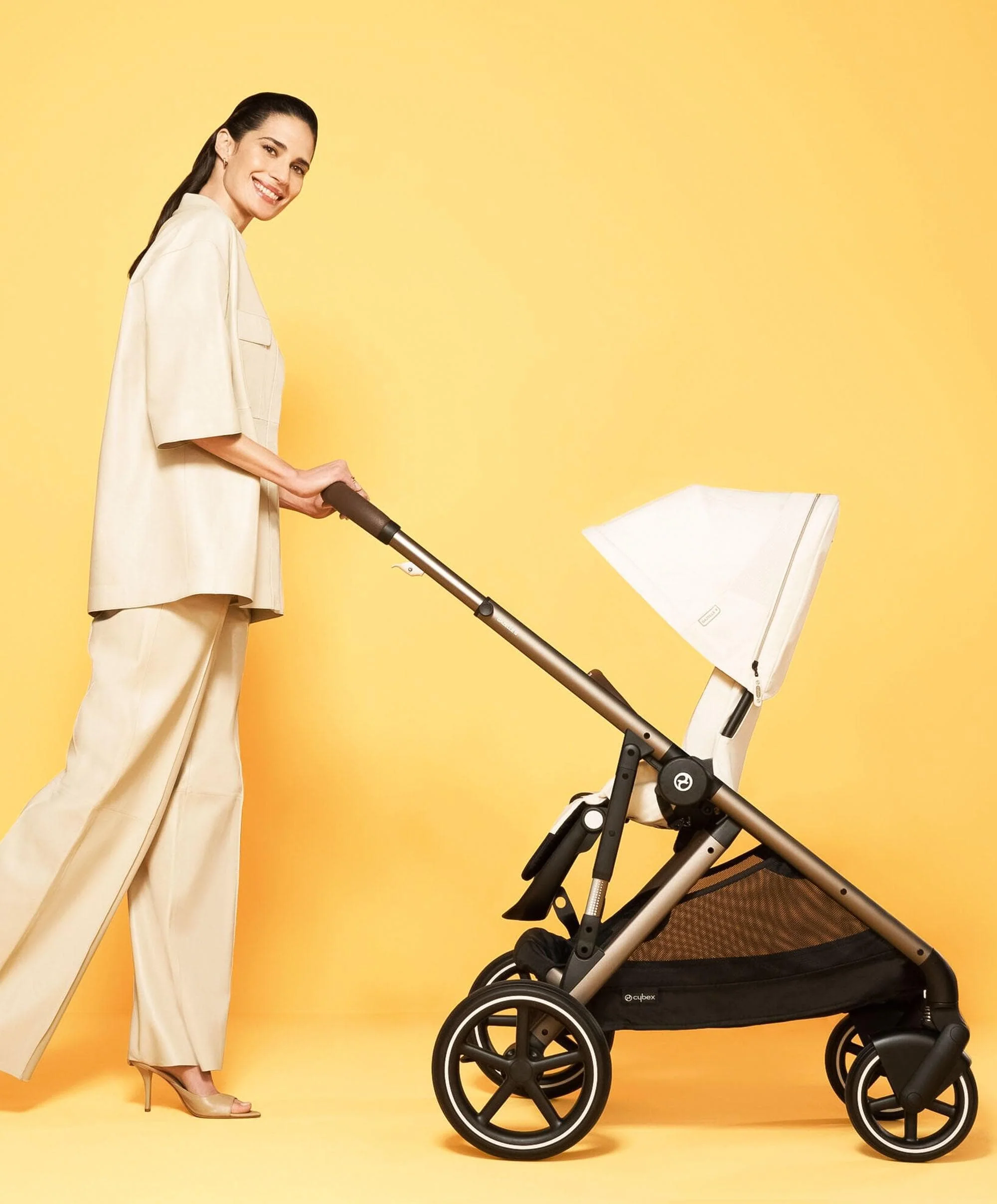 Cybex Gazelle S Pushchair Bundle with Cybex Aton B2 i-Size Car Seat & Base (7 Pieces) - Almond Beige - Image 3