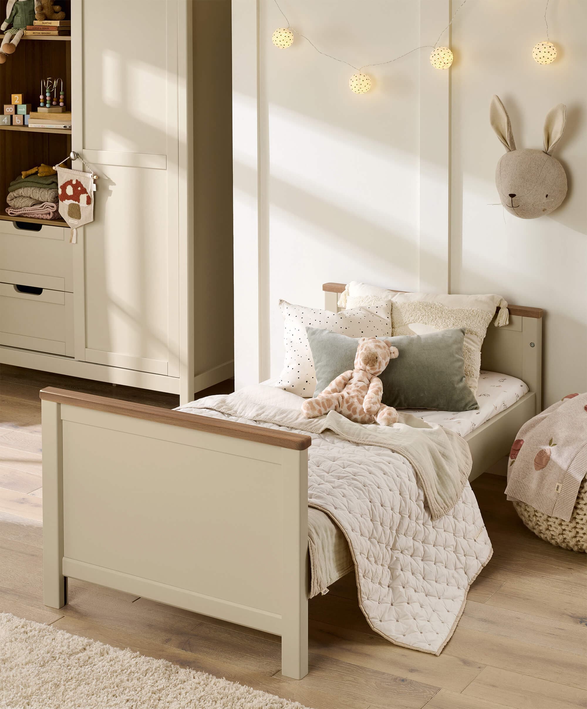 Harwell Cotbed & Luxury Hybrid Twin Mattress Bundle - Cashmere - Image 3