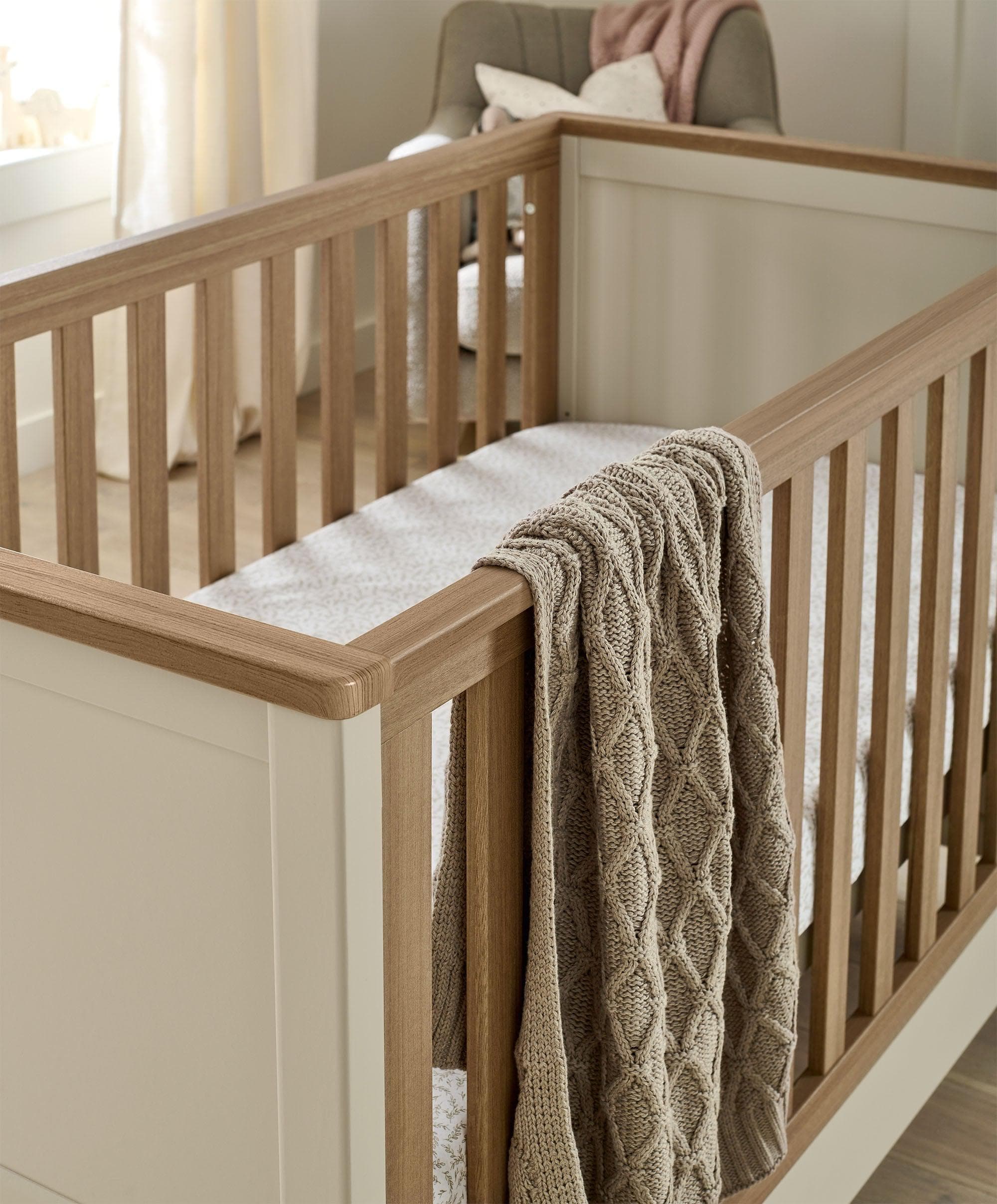 Harwell 2 Piece Cotbed Set with Wardrobe - Cashmere - Image 3