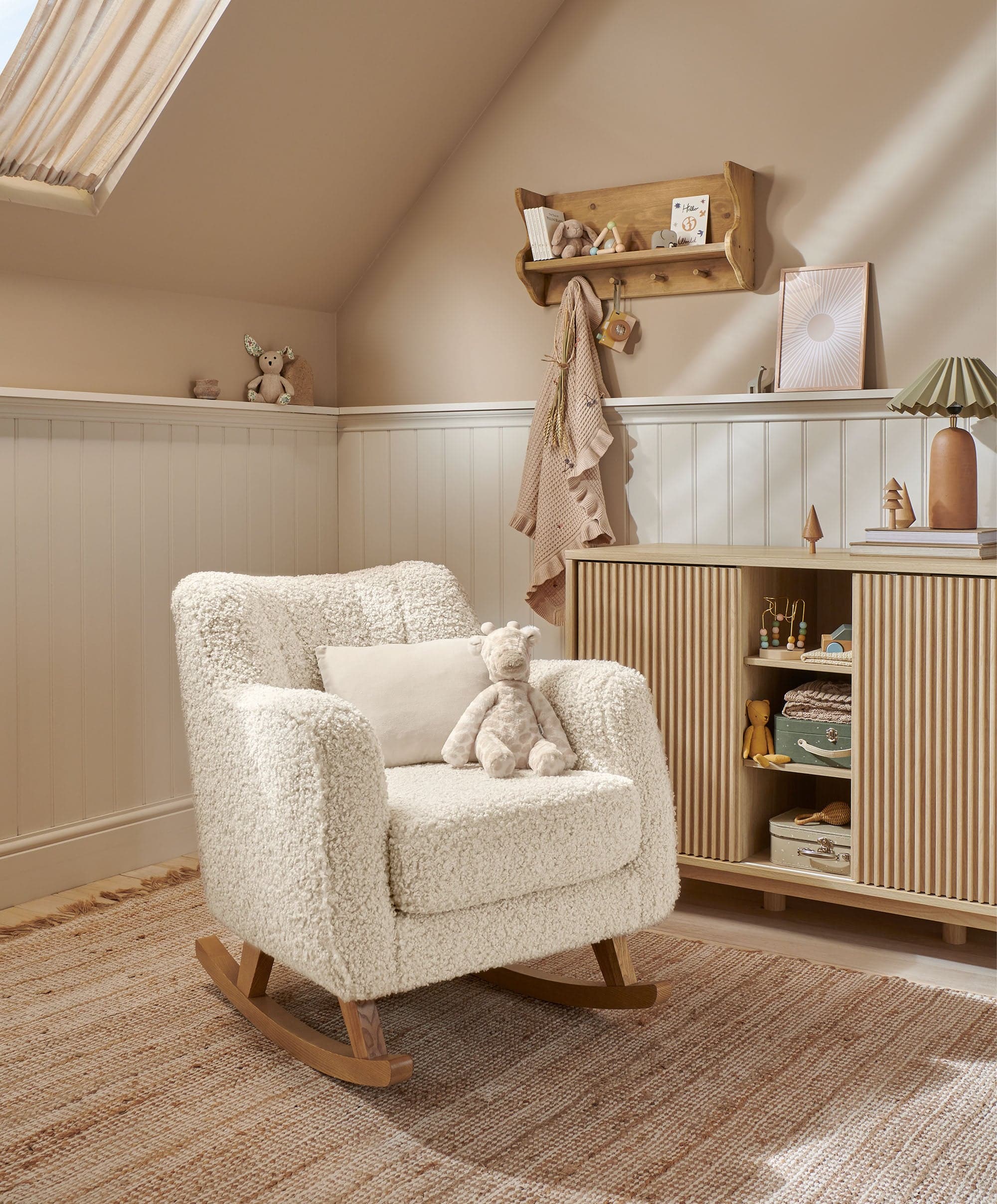 Hilston Nursing Chair - Snow Teddy