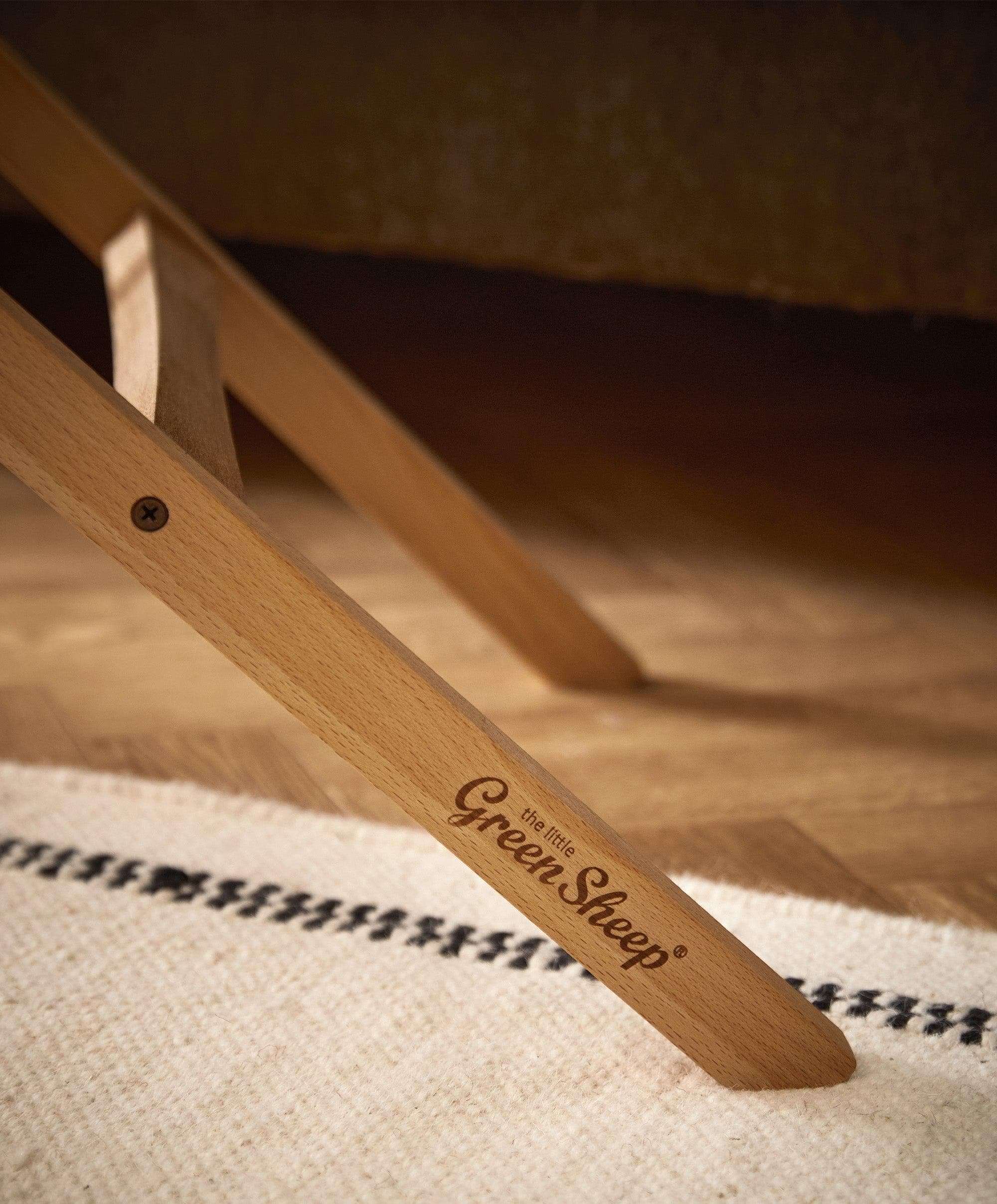 Little Green Sheep Natural Knitted Moses Basket & Mattress - Dove - Image 5