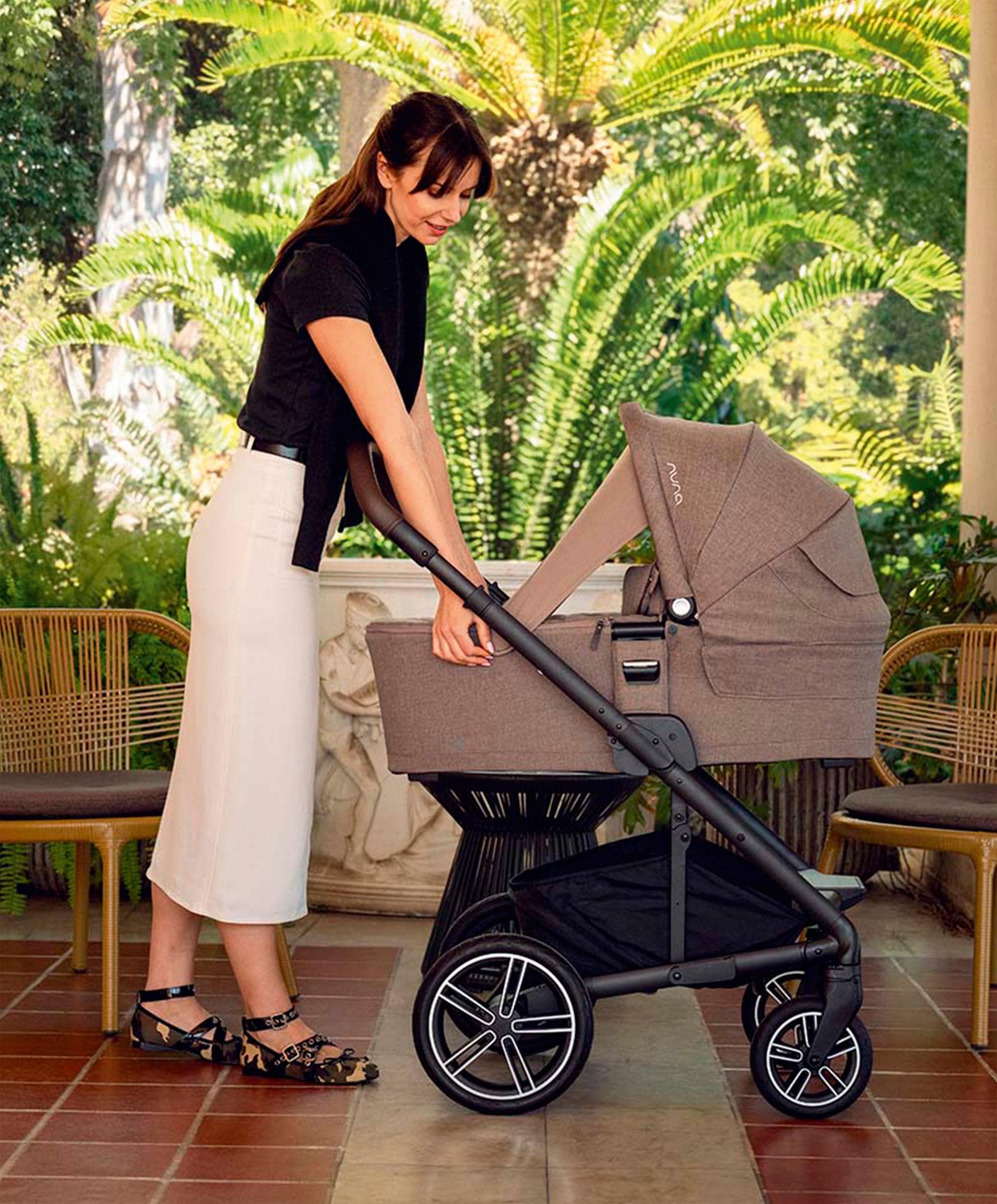 Nuna MIXX Next Urbn Pushchair Bundle with PIPA Urbn Car Seat – Biscotti - Image 15