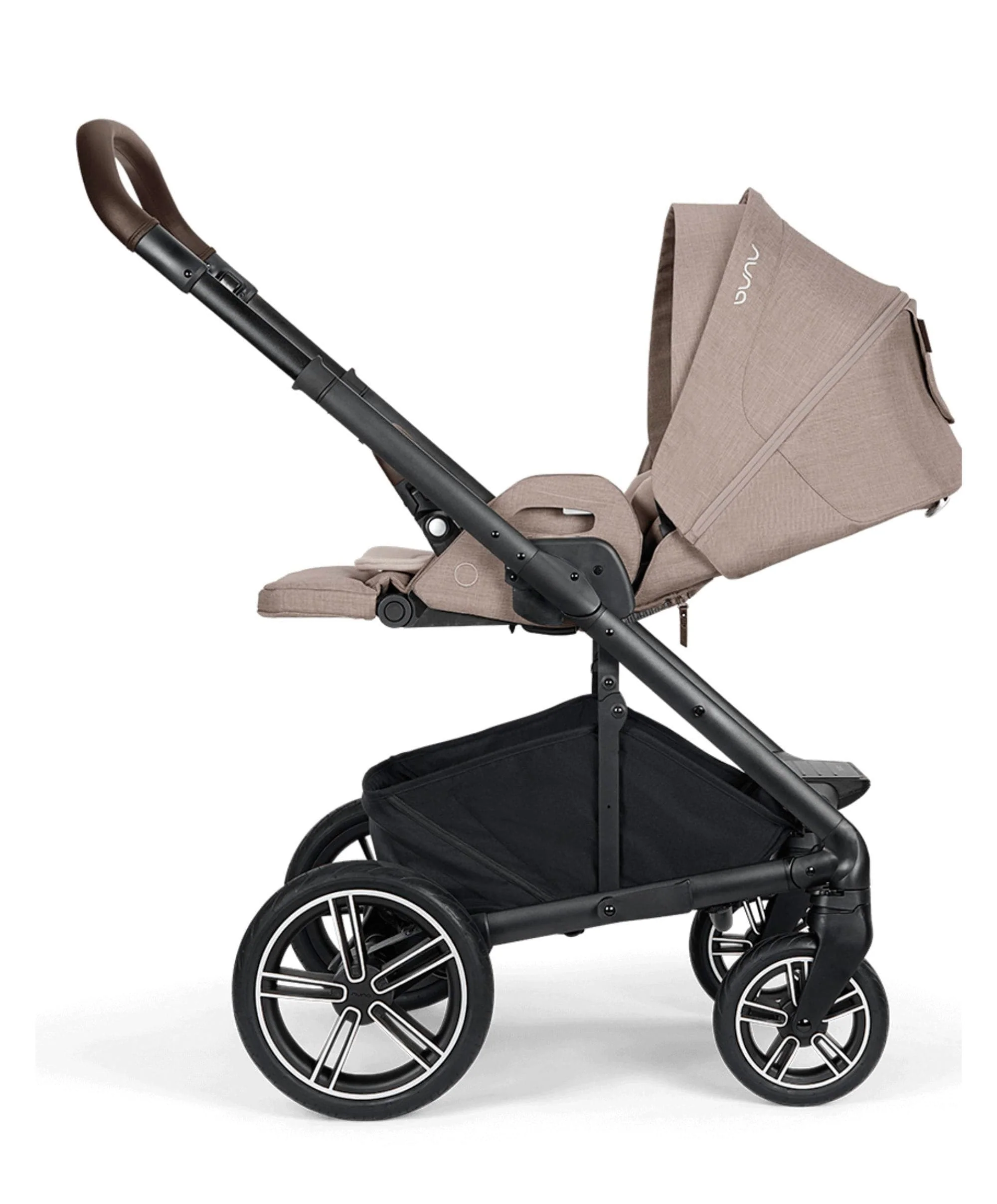 Nuna Mixx Next Pushchair Bundle With Arra Flex Car Seat & Base - Chateau/Caviar - Image 6