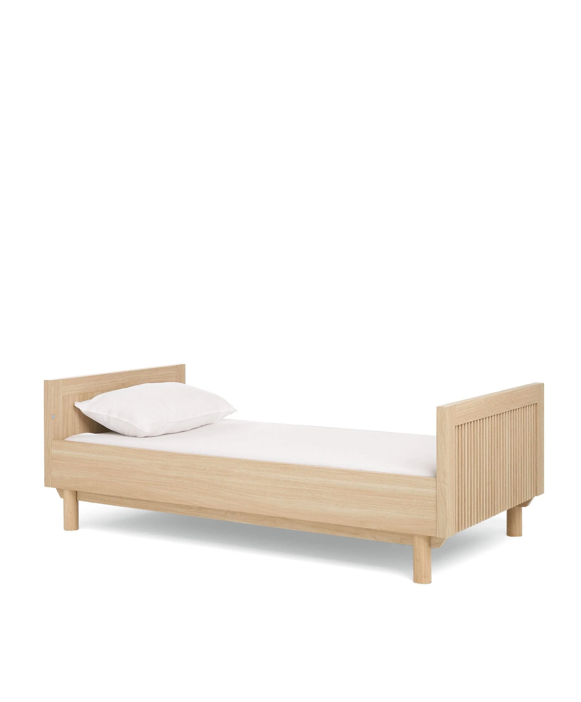 Oska Nursery Bundle With Lua Bedside Crib (6 Pieces) - Oak - Image 5