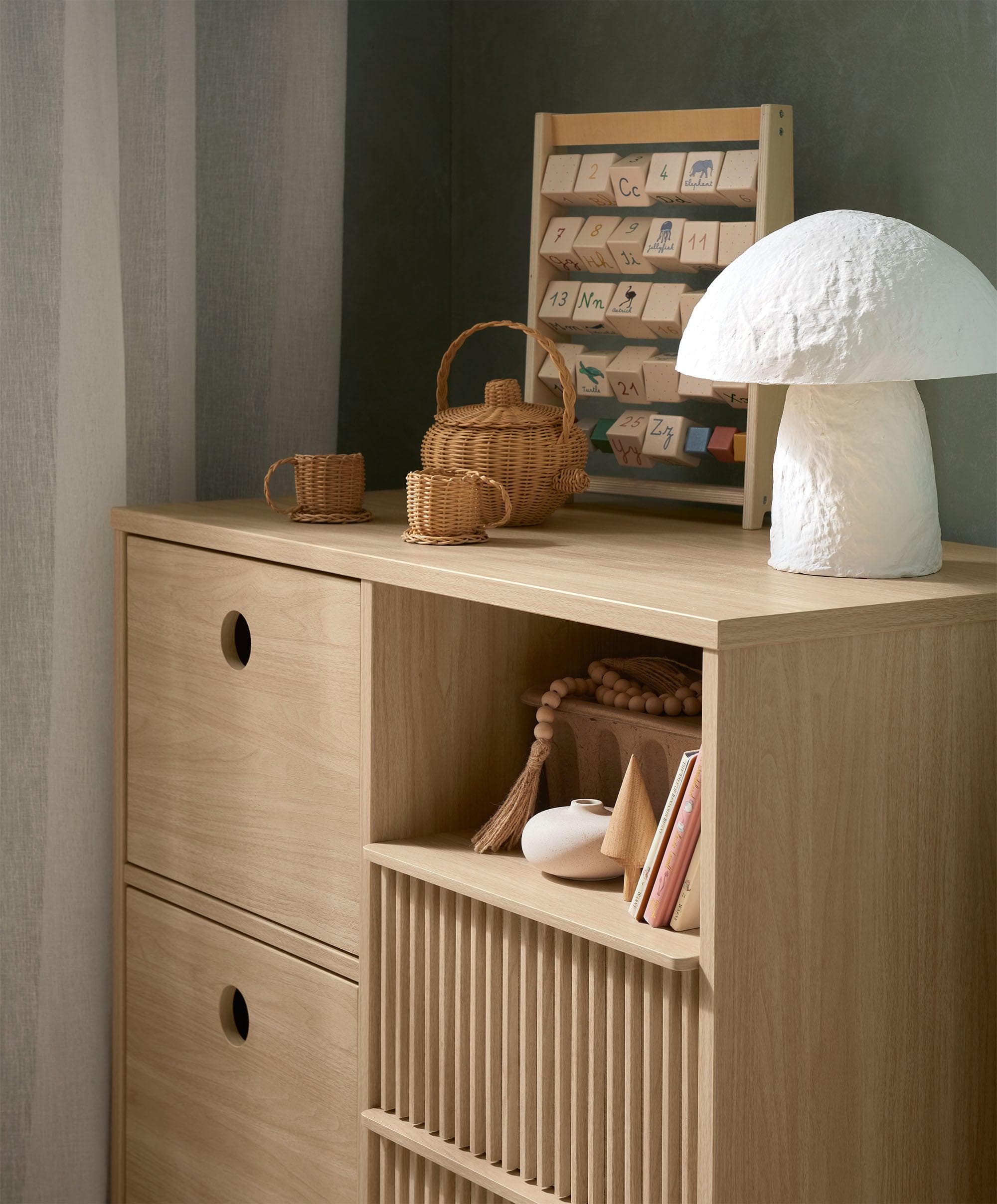 Oska 2 Piece Cotbed Set with Dresser Changer - Oak - Image 9