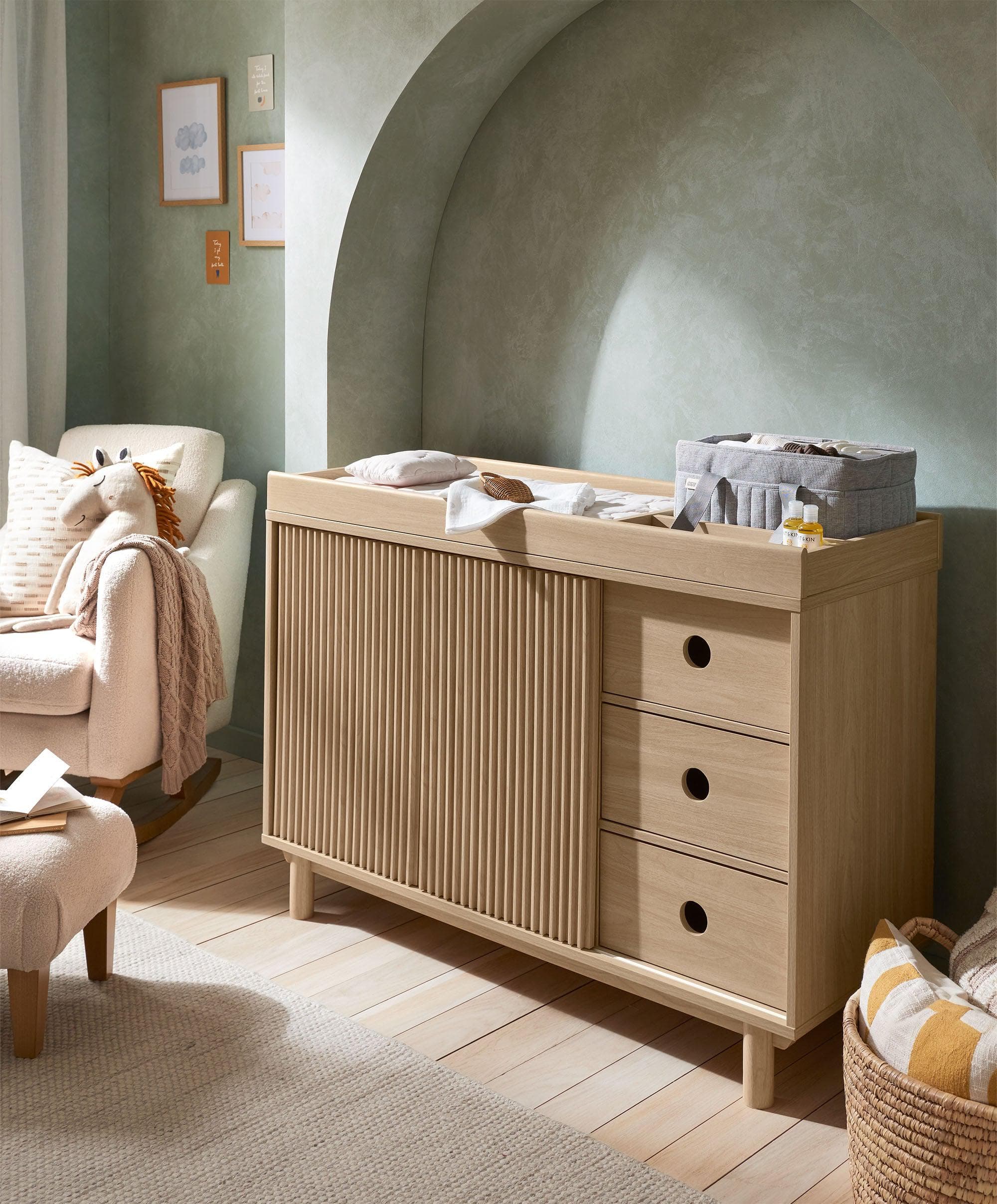 Oska 3 Piece Cotbed Range With Wide Dresser Changer & Wardrobe - Oak - Image 4