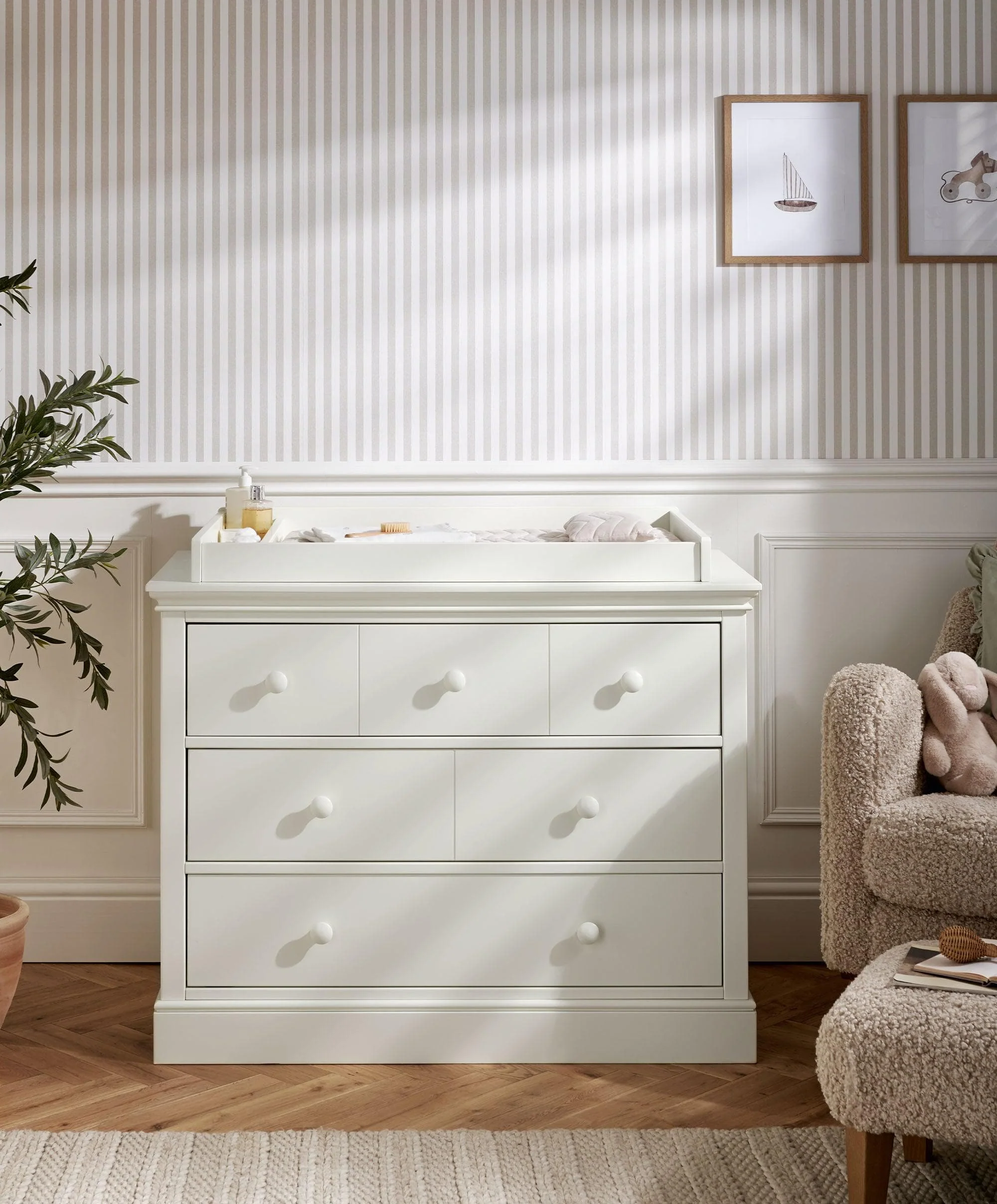 Oxford 3 Piece Cotbed Range with Dresser Changer & Wardrobe - White - Image 4