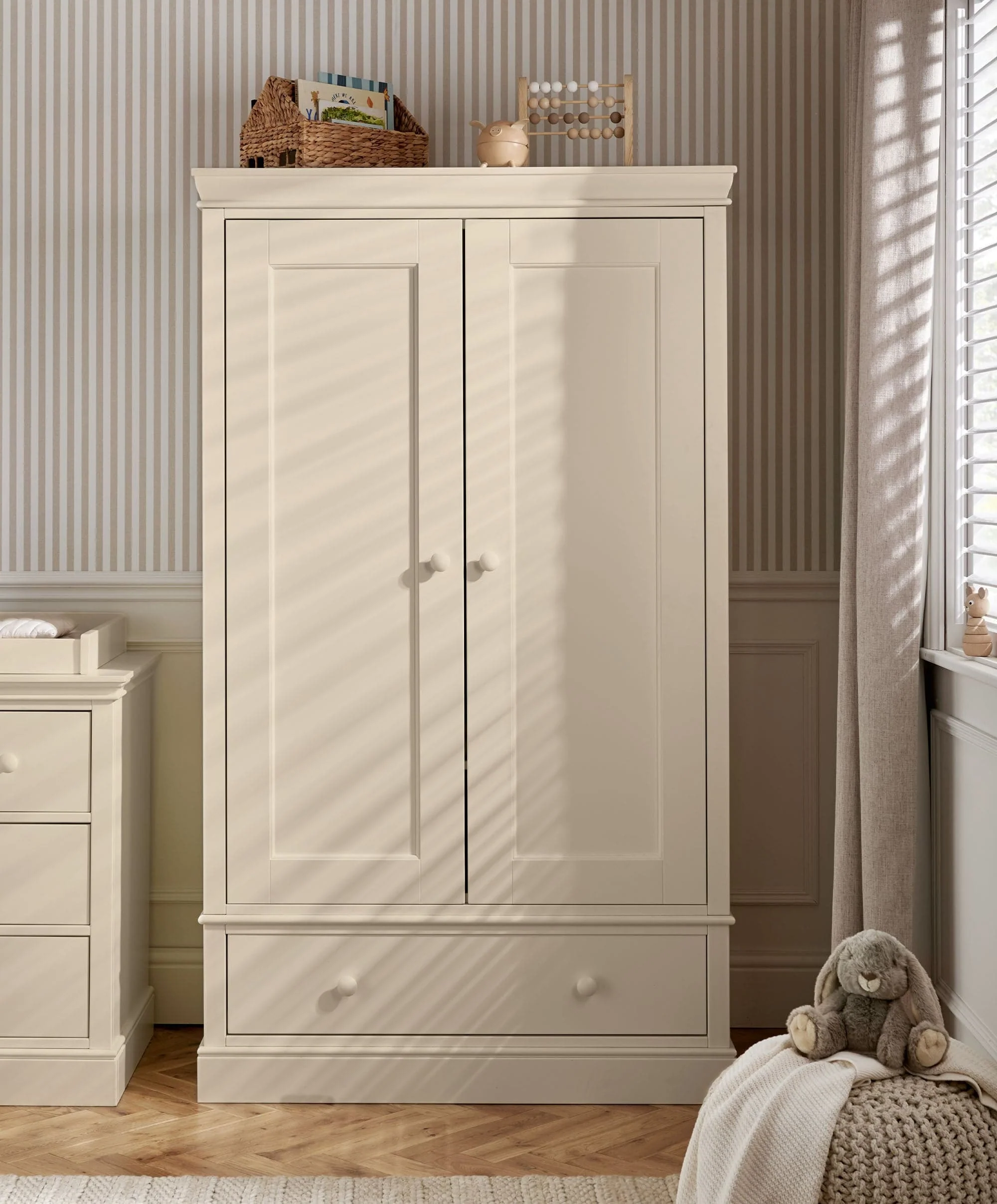 Oxford 3 Piece Cotbed Range with Dresser Changer & Wardrobe - Cashmere - Image 7