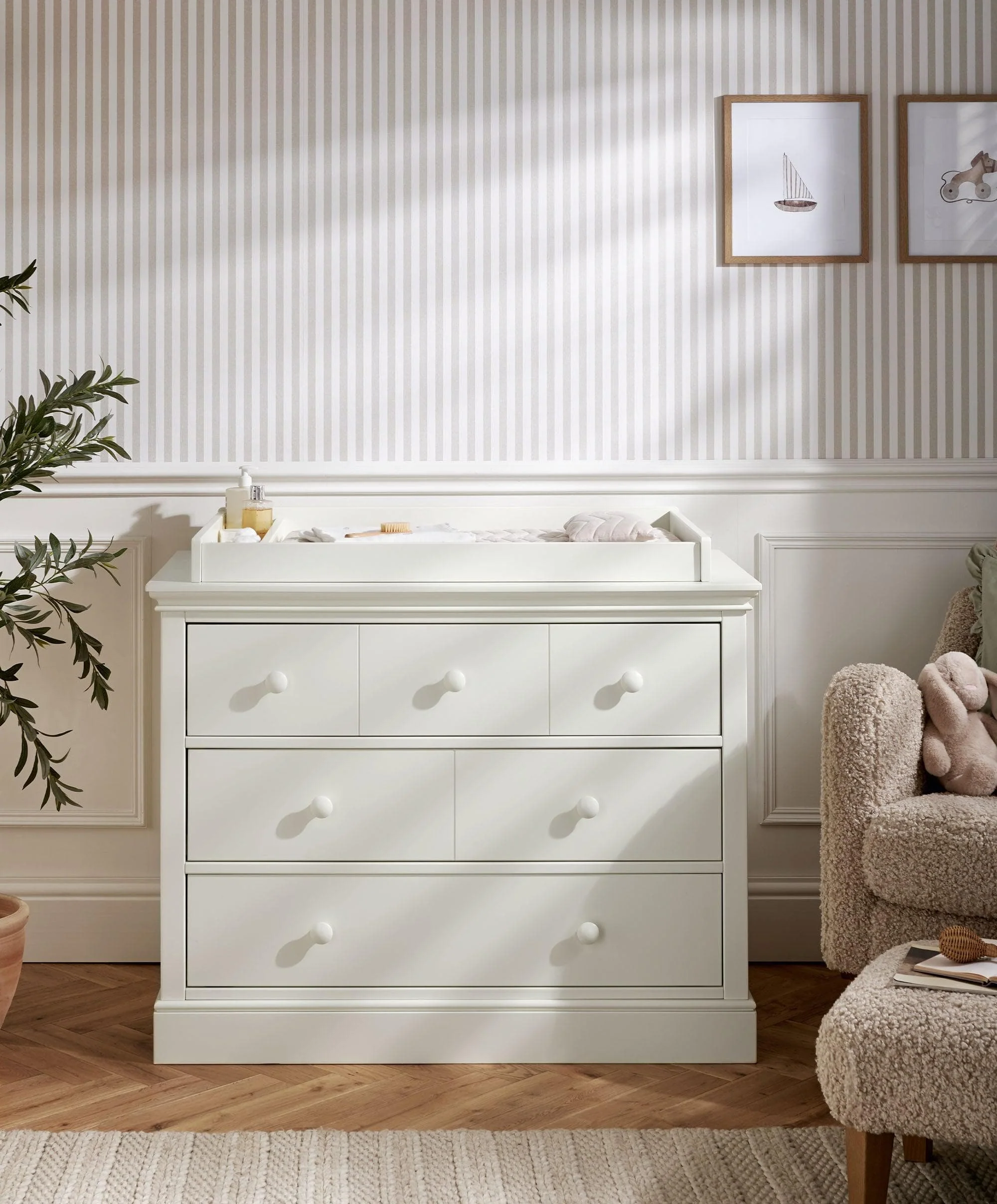 Oxford Nursery Bundle with Lua Bedside Crib (6 Piece) – White - Image 5