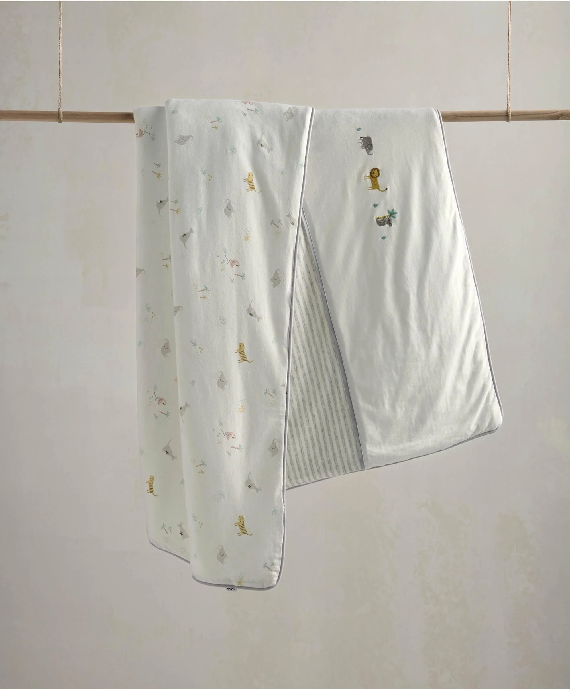 Quilt (2.5 Tog) - Wildly Adventures