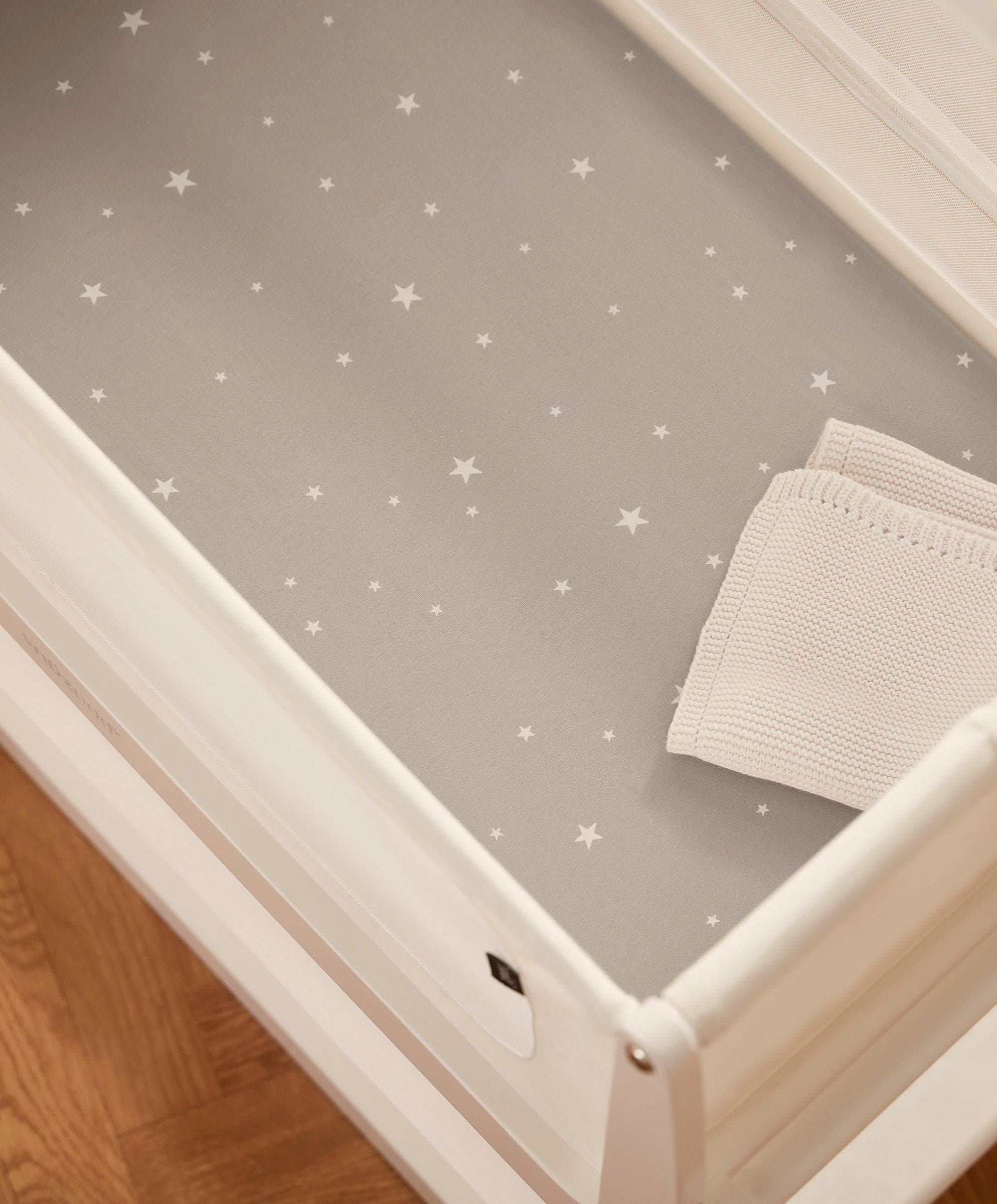 Snüz Twin Pack Crib Sheets - Grey Star - Image 2