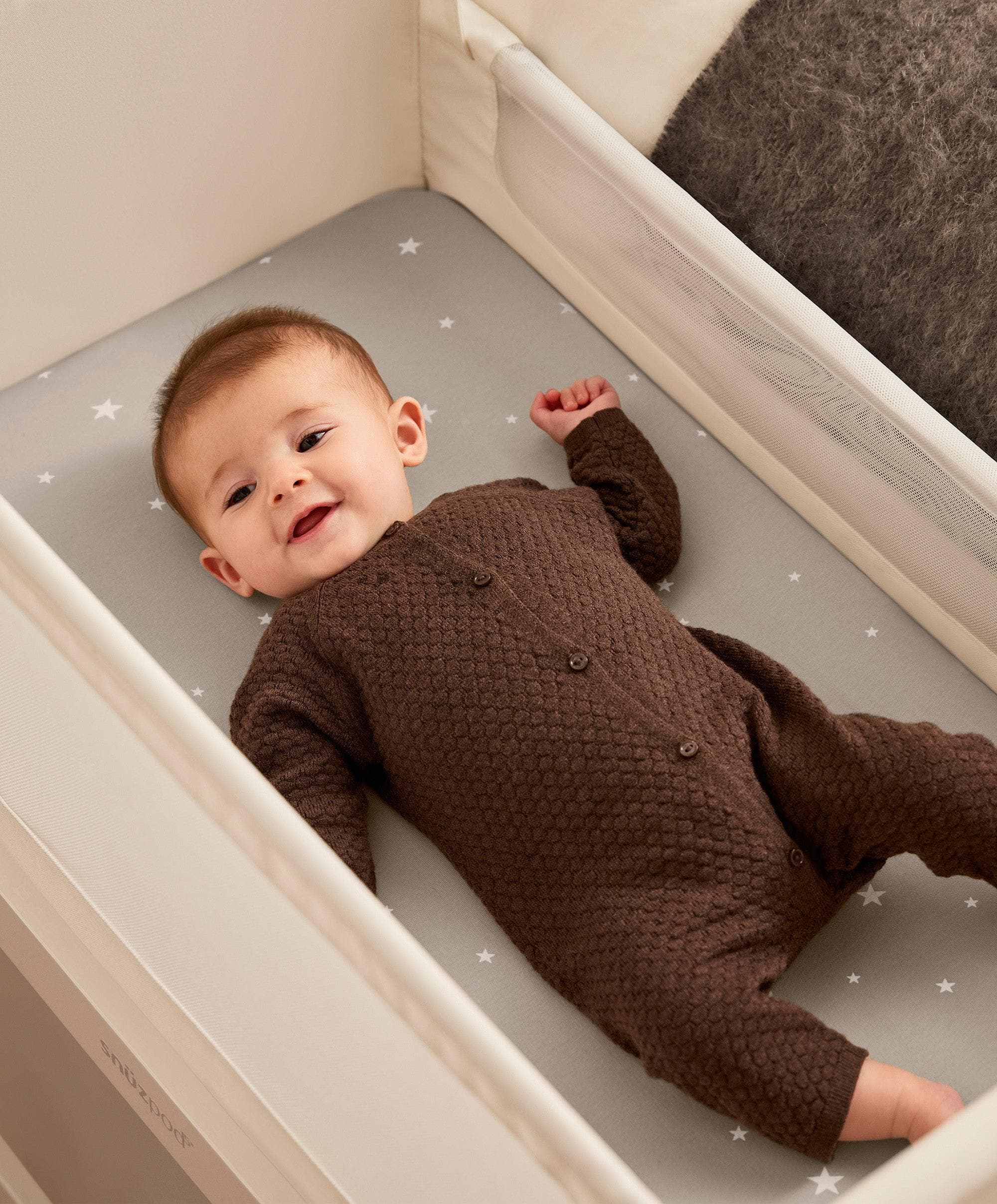 Snüz Twin Pack Crib Sheets - Grey Star - Image 3