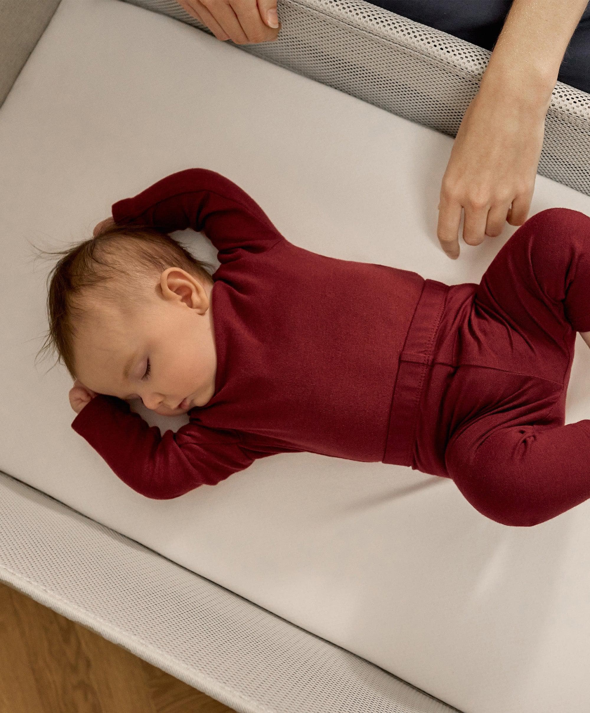 SnuzPod Studio Bedside Crib - Oslo - Image 10
