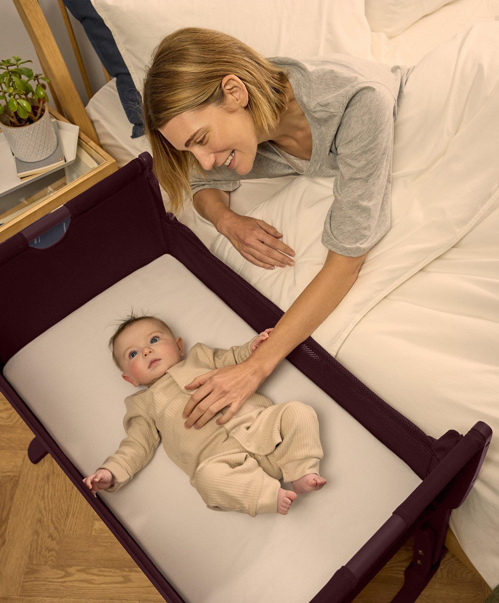 SnuzPod Studio Bedside Crib - Rome - Image 3