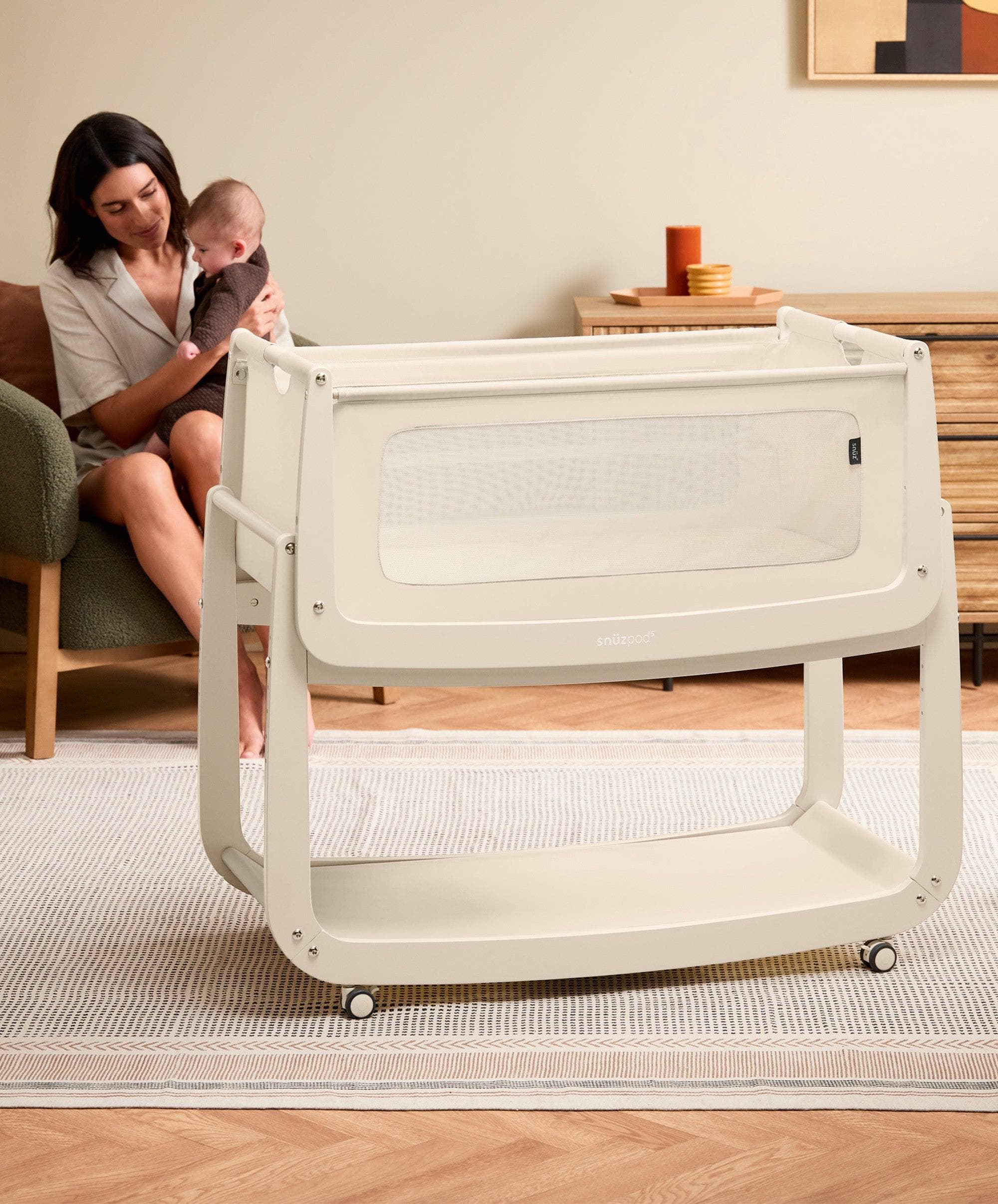 SnuzPod 5 Bedside Crib - Cashmere - Image 5