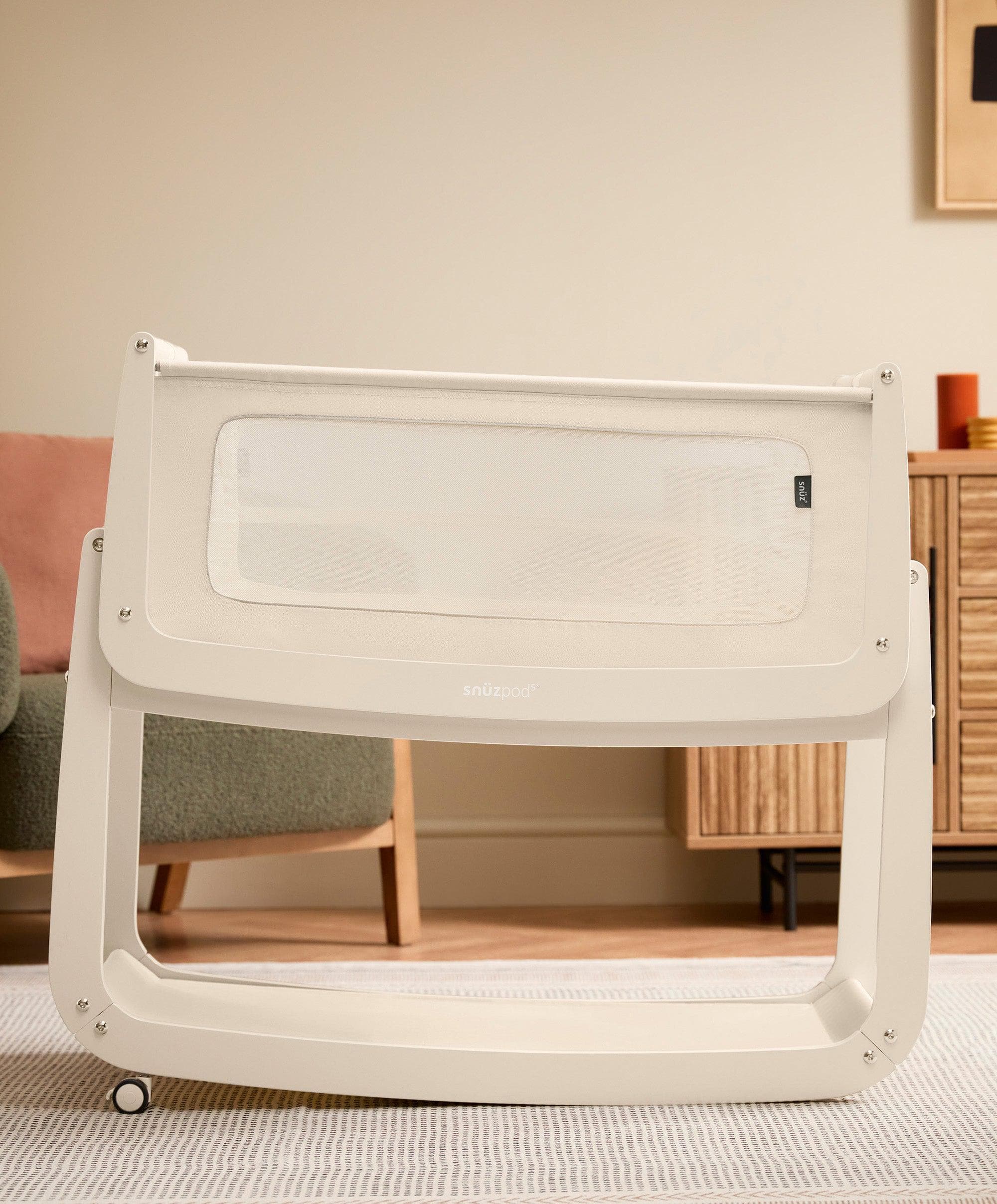 SnuzPod 5 Bedside Crib - Cashmere - Image 7