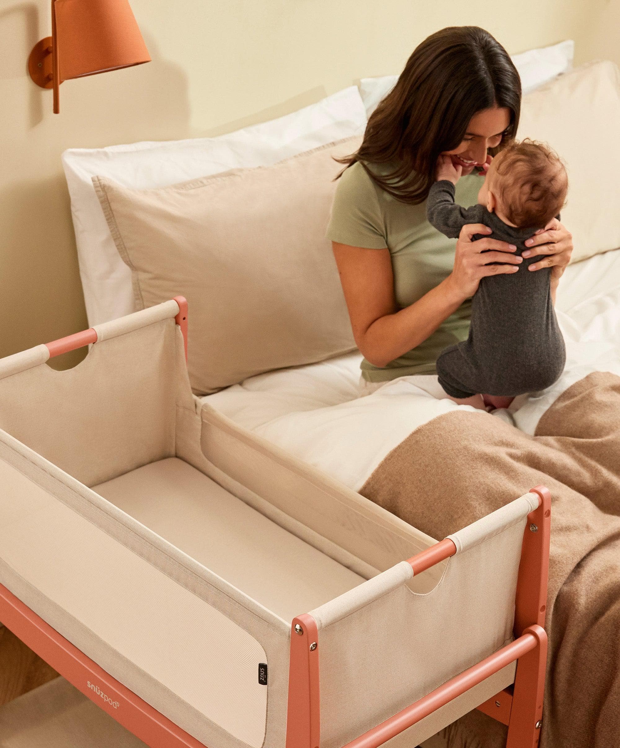 SnuzPod 5 Bedside Crib - Terracotta - Image 3