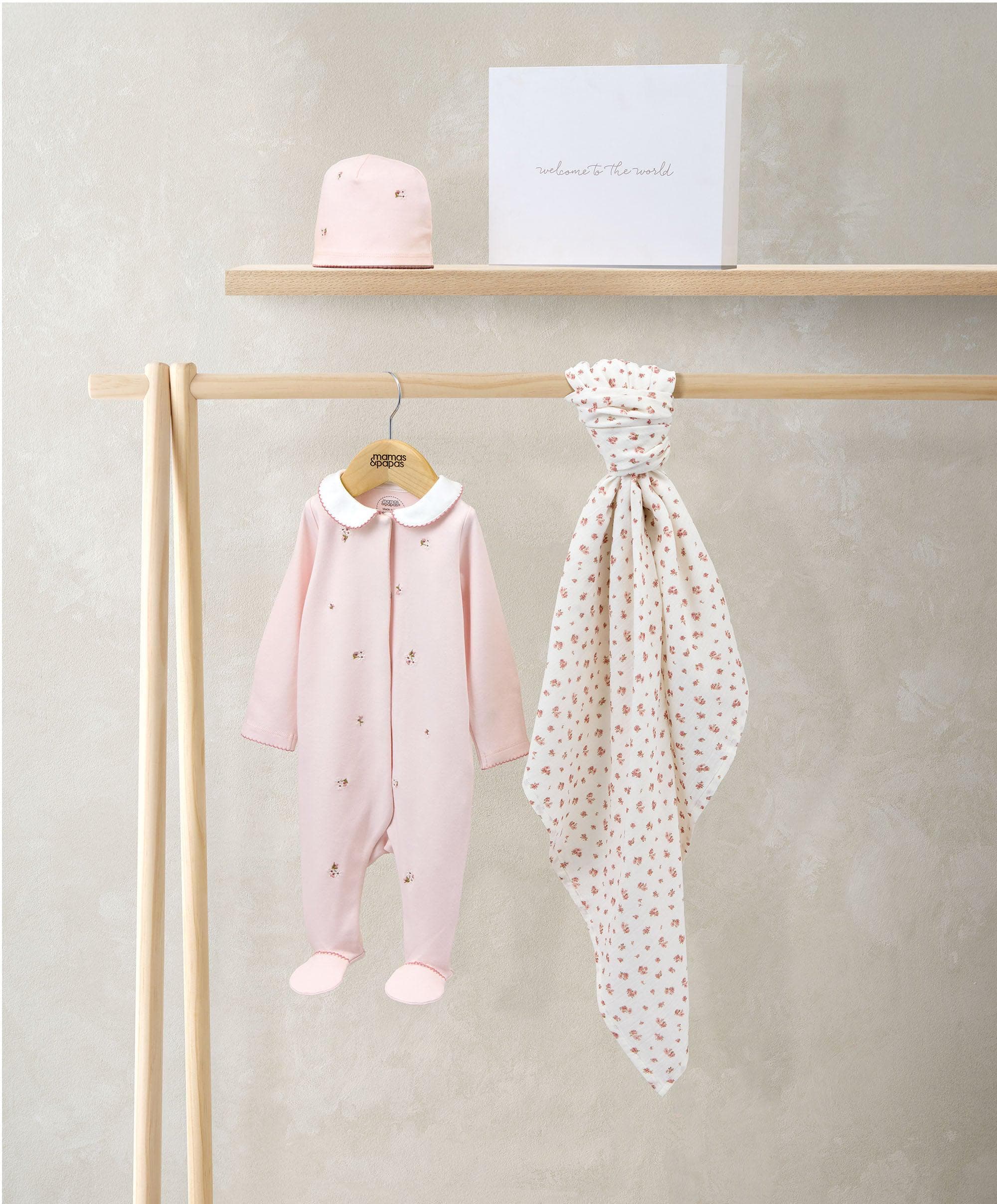 Embroidered All In One, Hat & Blanket Gift Set